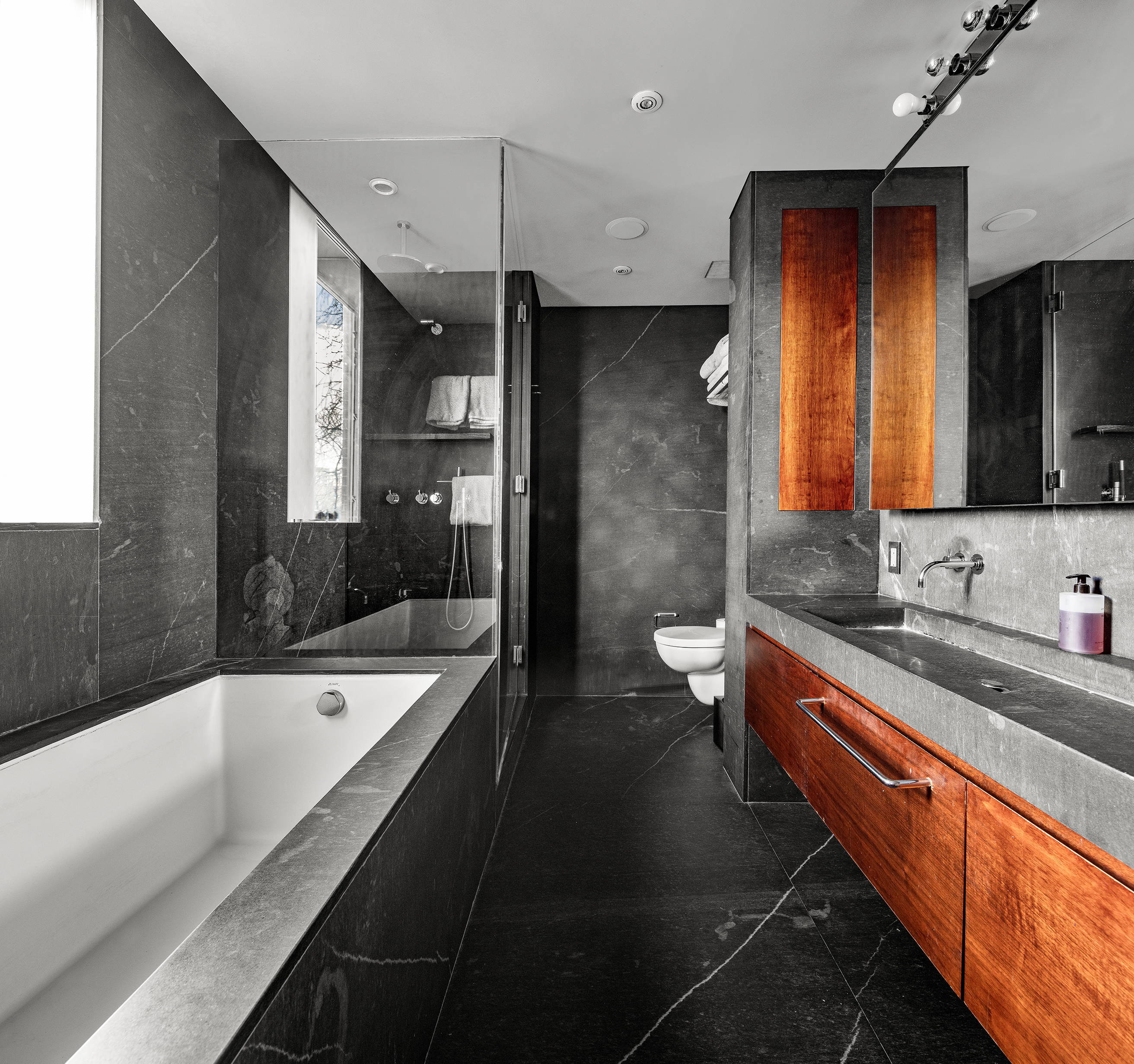 744 Greenwich Street, Unit 4 Manhattan, NY 10014 - Photo 11 of 17 Gallery Image 11