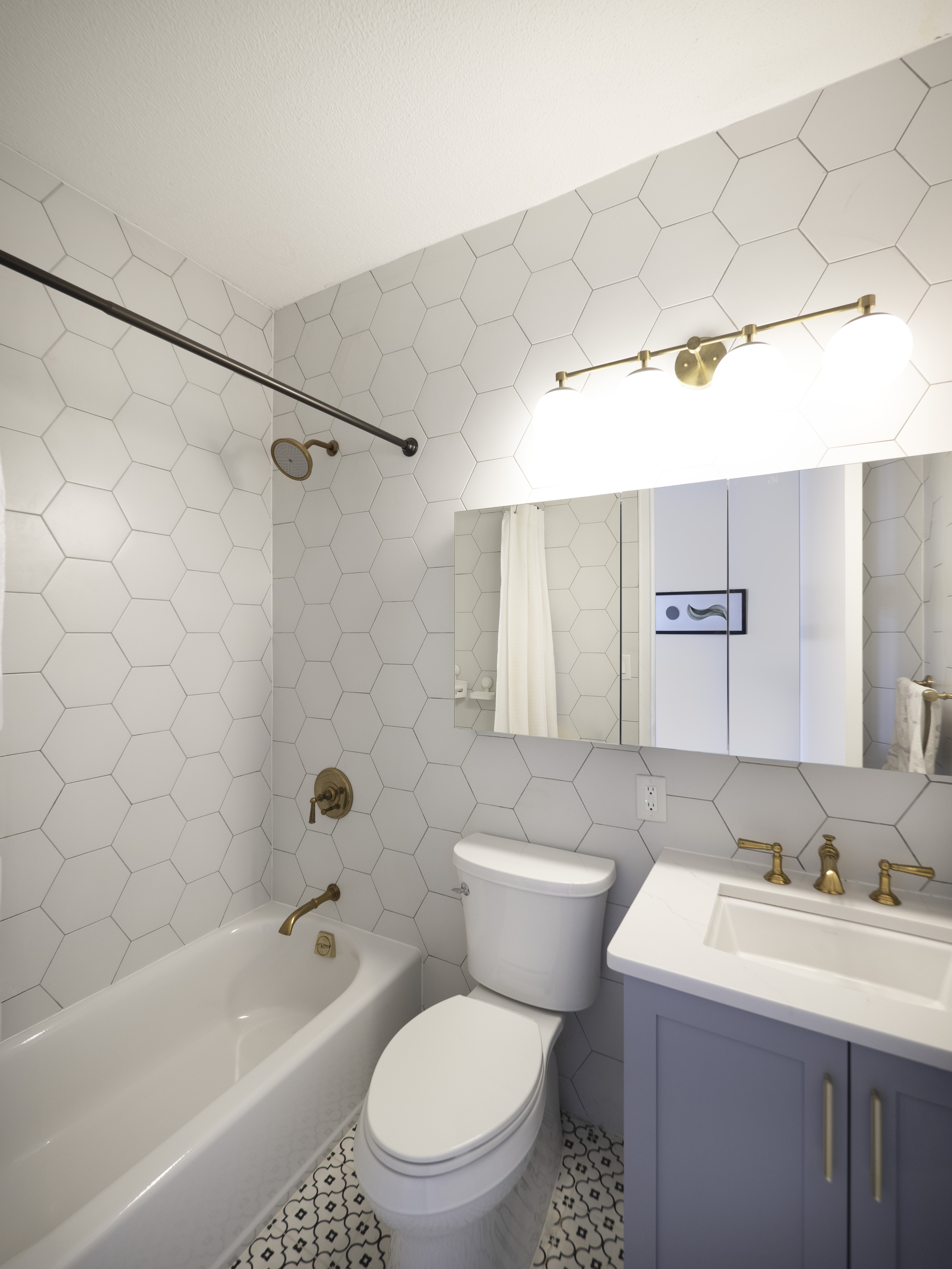 303 East 43rd Street, Unit 27A Manhattan, NY 10017 - Photo 12 of 17 Gallery Image 12