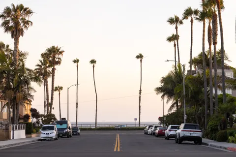 $4,498,000 | 207 21st Street, Huntington Beach, CA 92648