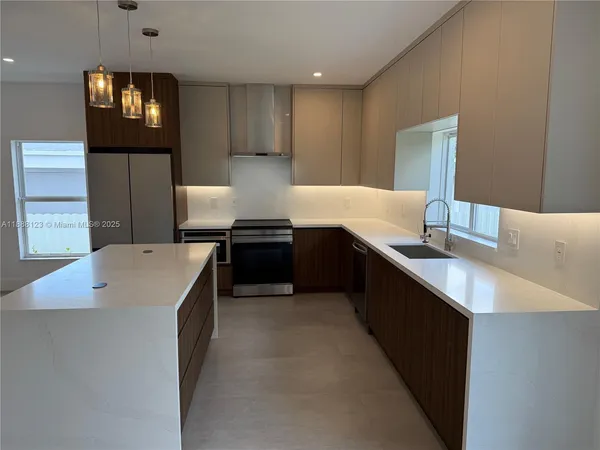 $865,000 | 3431 Northwest 14th Terrace, Miami, FL 33125