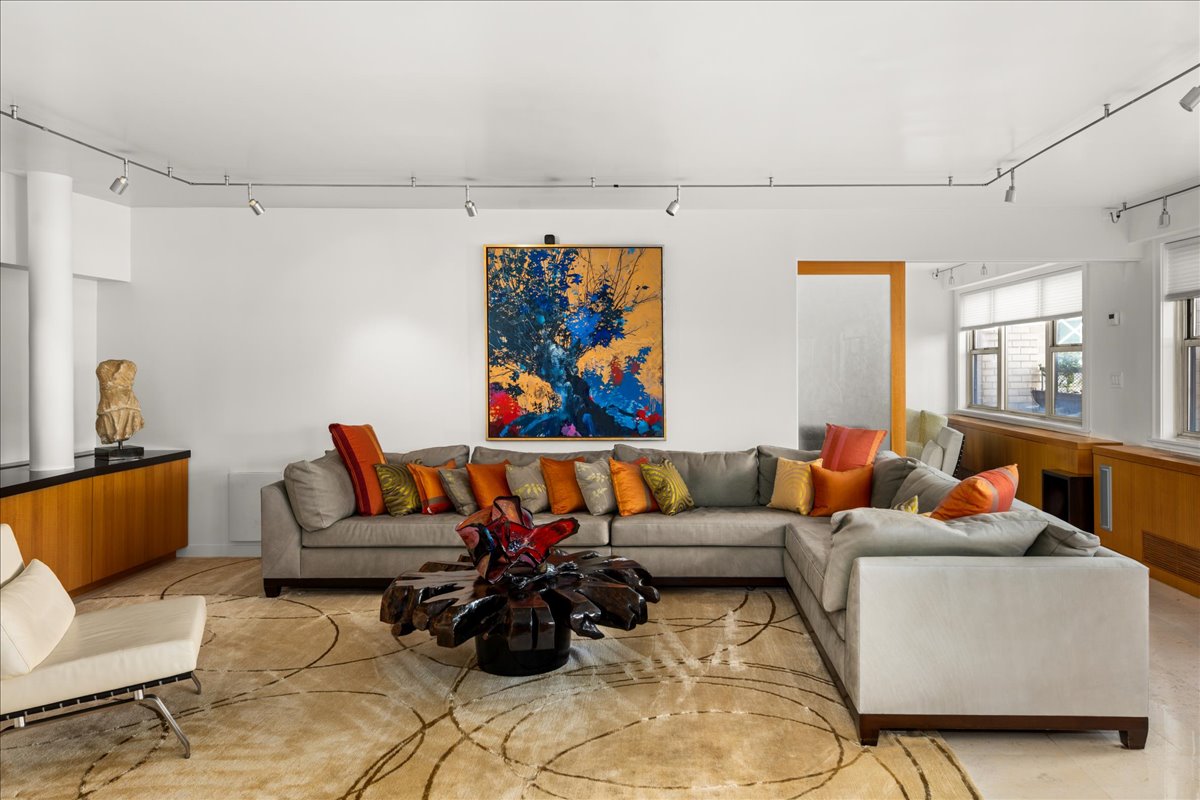 245 East 87th Street, Unit PH Manhattan, NY 10128 - Photo 5 of 21 Gallery Image 5