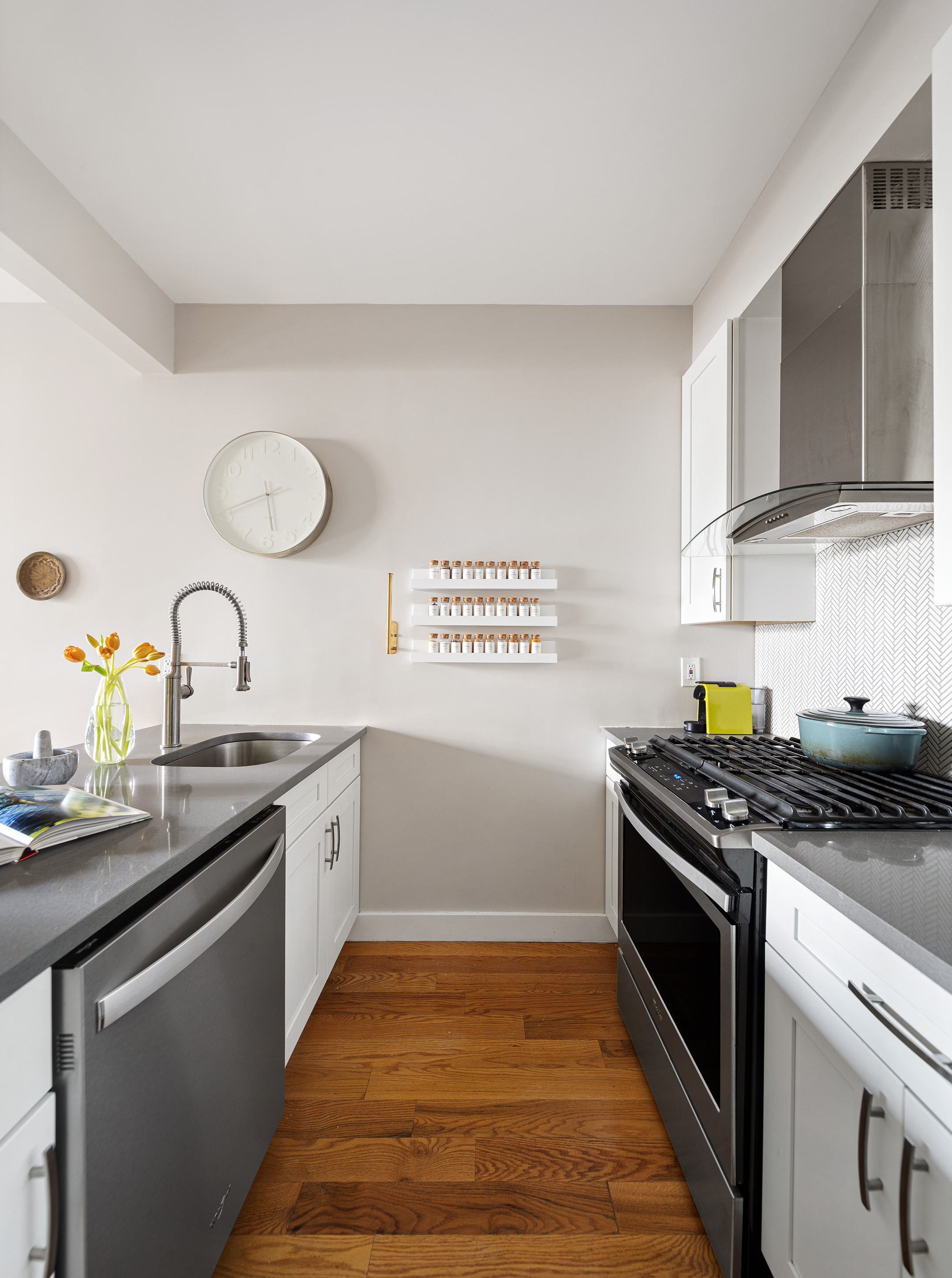 405 Quincy Street, Unit 2B Brooklyn, NY 11221 - Photo 3 of 9