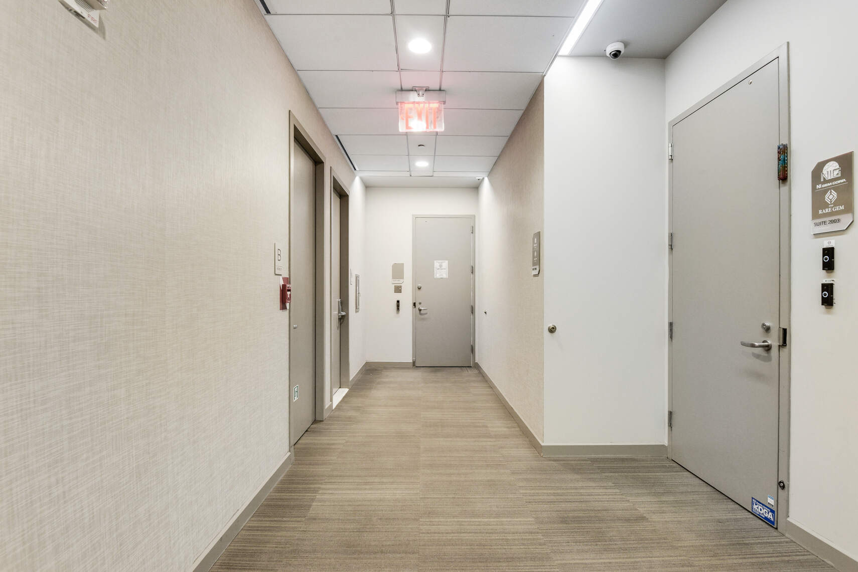 50 West 47th Street, Unit Undisclosed Manhattan, NY 10036 - Photo 22 of 27 a view of hallway