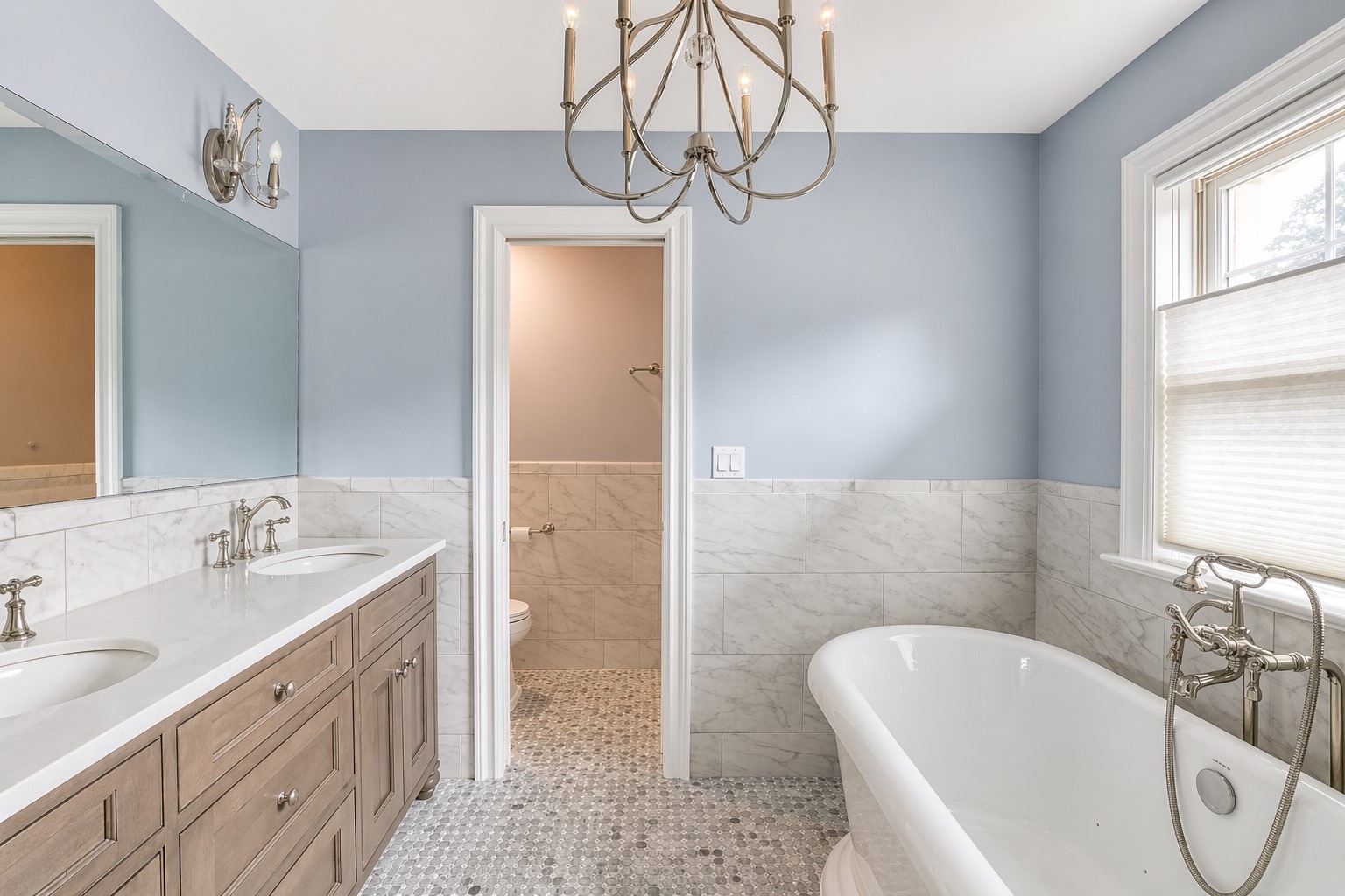 42 Skunks Misery Road Locust Valley, NY 11560 - Photo 11 of 14