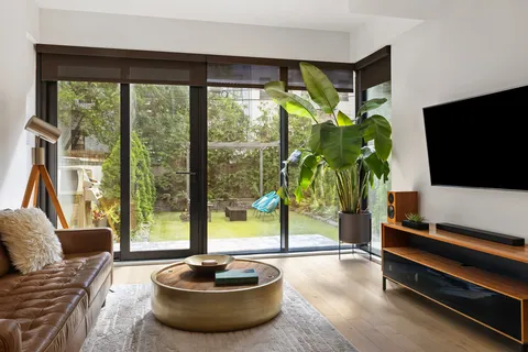 $2,295,000 | 256 North 9th Street, Unit 1A | Williamsburg