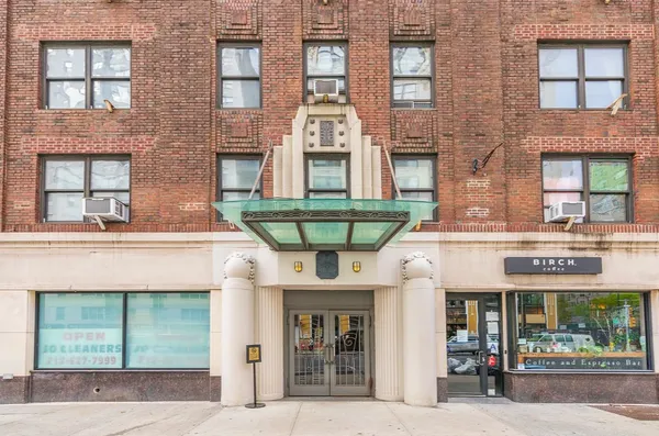 front view of an houses