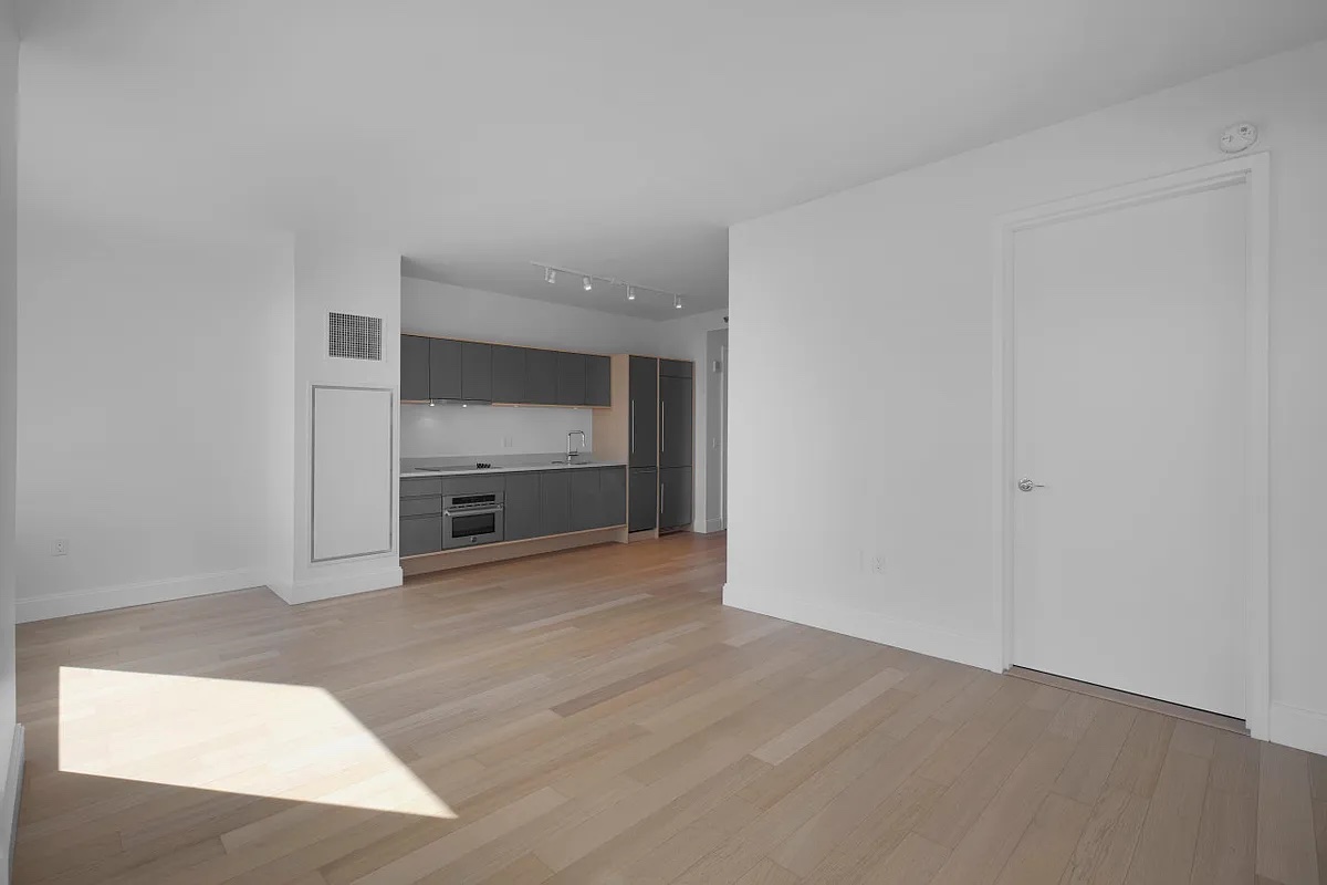 10 City Point, Unit 34H Brooklyn, NY 11201 - Photo 6 of 12