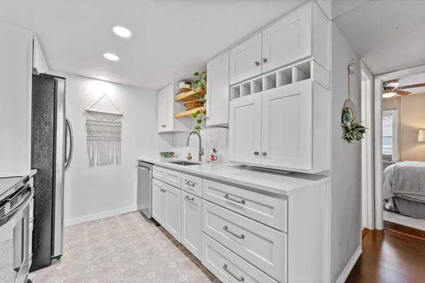 $155,000 | 4611 West North B Street, Unit 232, Tampa, FL 33609