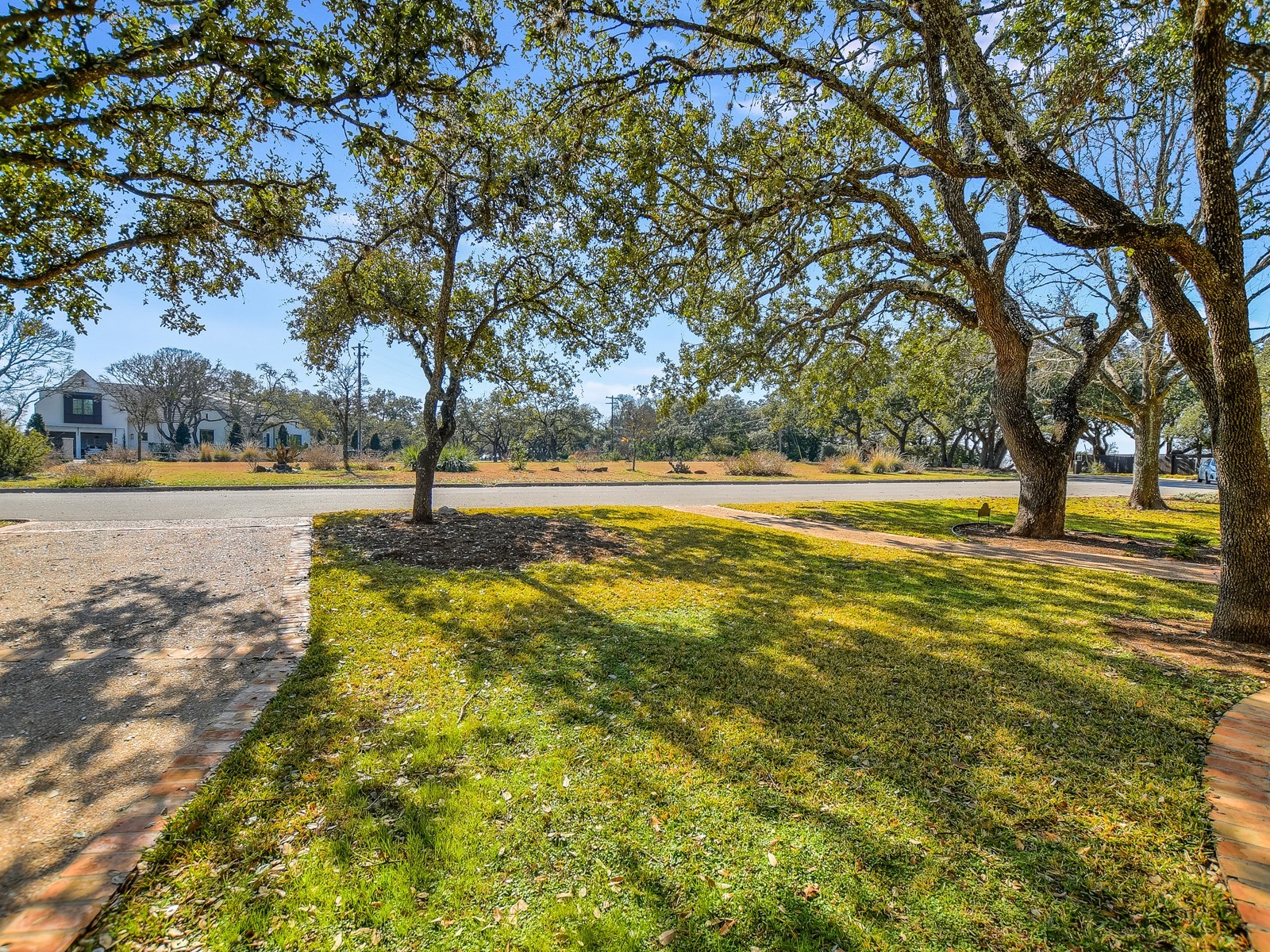 4622 Lake View Austin, TX 78731 - Photo 4 of 52