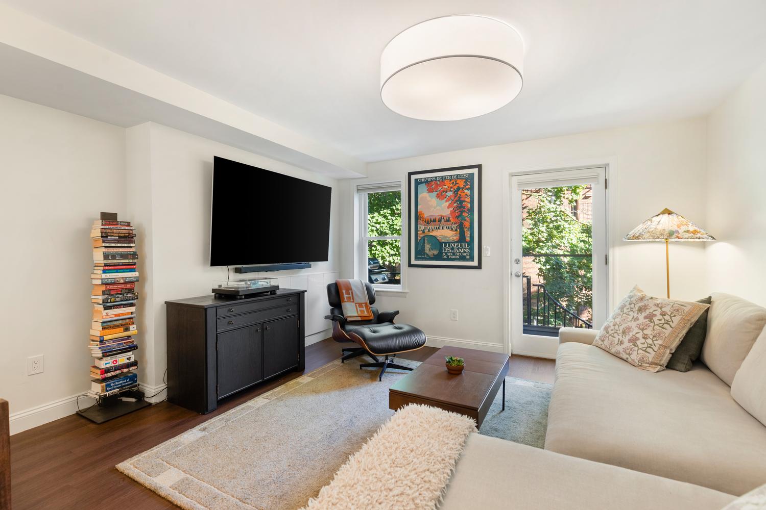 15 Lawrence Street, Unit 2 Boston, MA 02116 - Photo 5 of 34