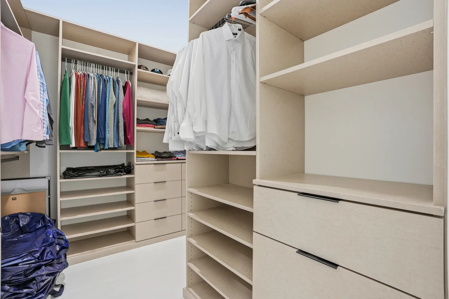 $3,995,900 | 13455 Pond Apple Drive East, Naples, FL 34119