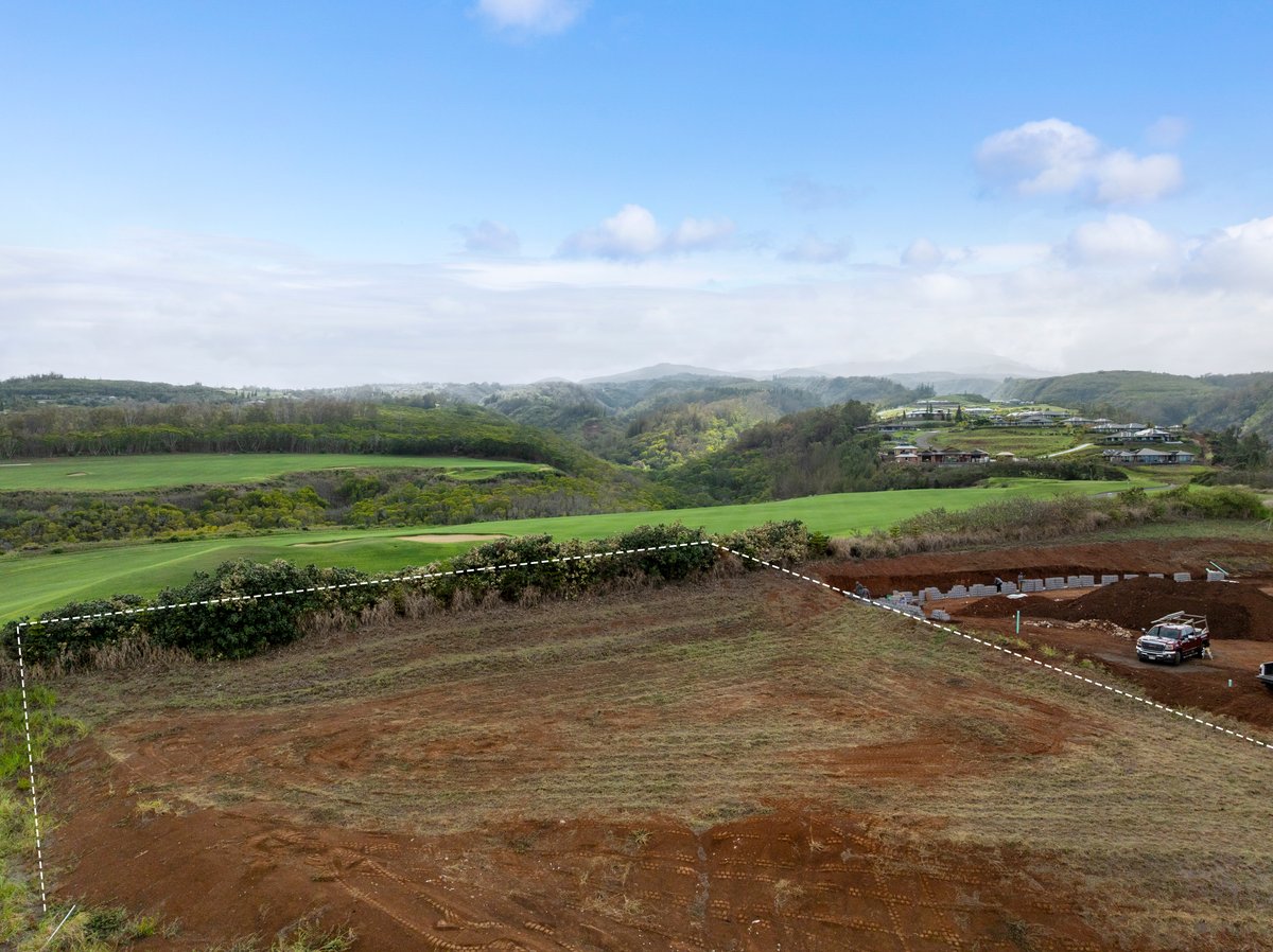 Uki'uki Loop Lahaina, HI 96761 - Photo 4 of 37 a view of a lake with houses in the background