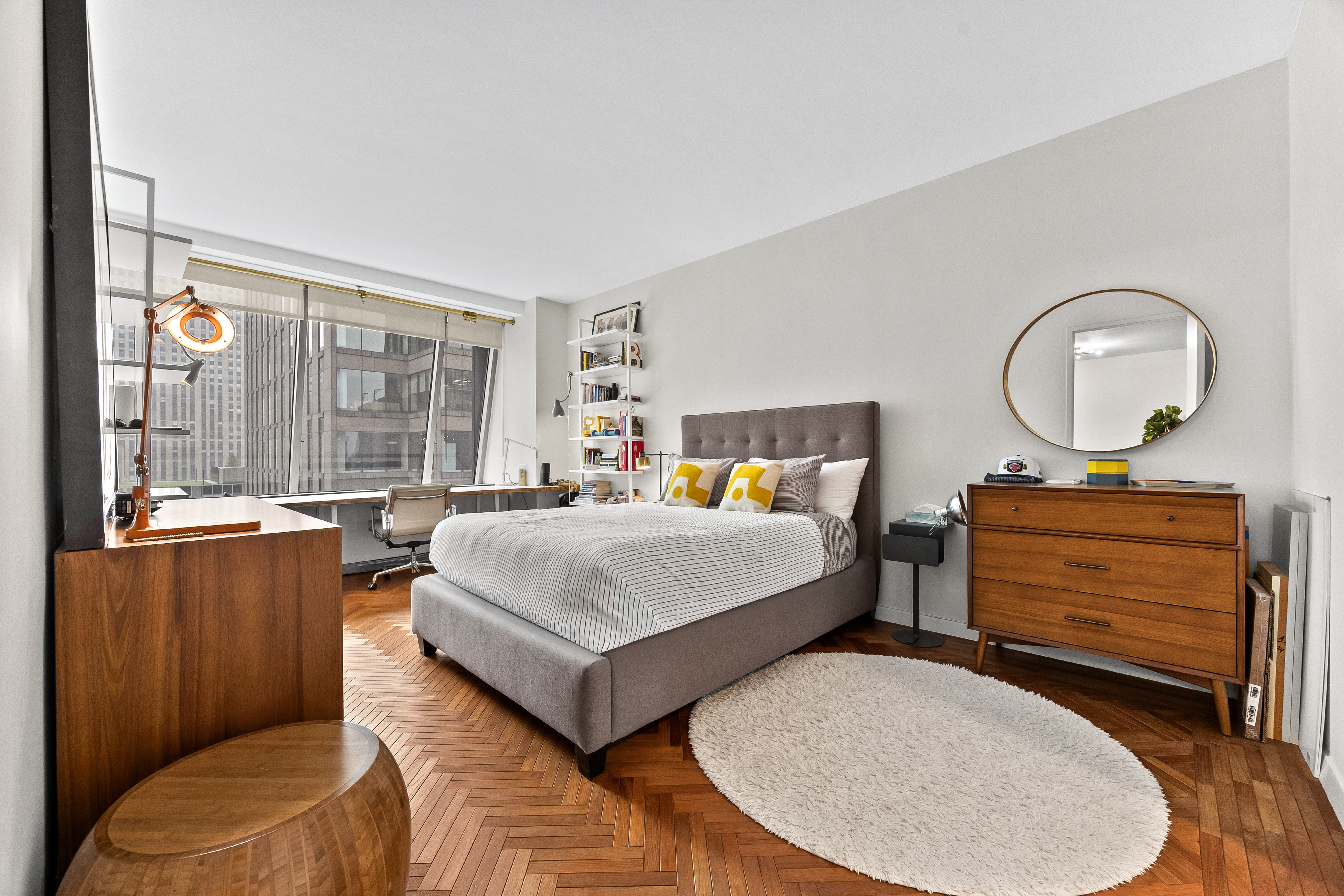 15 West 53rd Street, Unit 19C Manhattan, NY 10019 - Photo 6 of 13