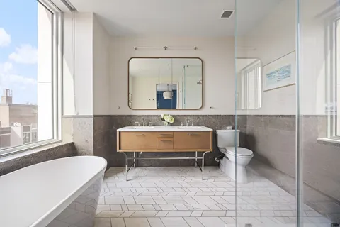 $3,975,000 | 1 Clinton Street, Unit 12A | Brooklyn Heights