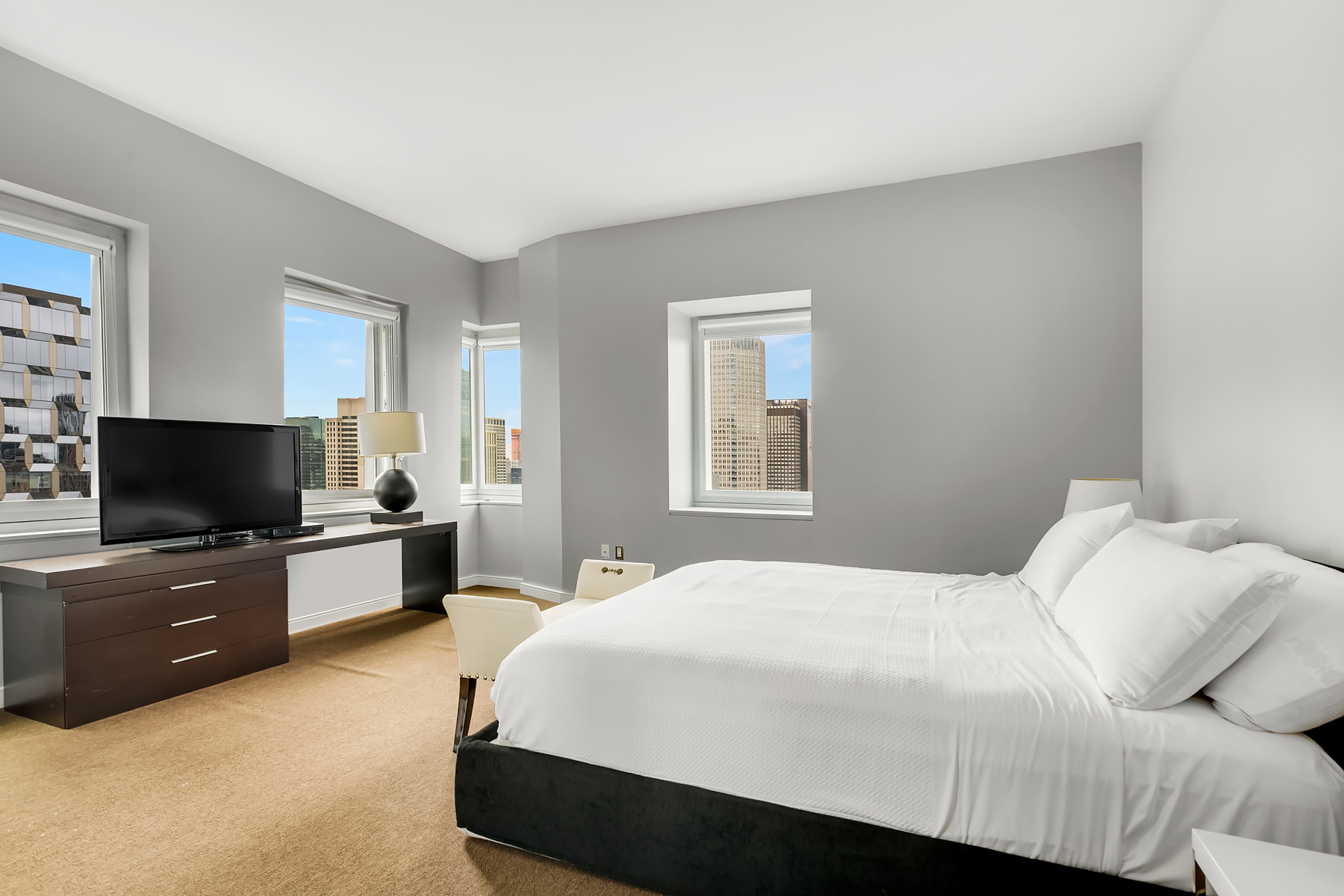 70 West 45th Street, Unit PH1 Manhattan, NY 10036 - Photo 4 of 17