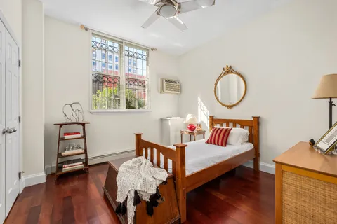 $875,000 | 163 St Nicholas Avenue, Unit 1I | Harlem