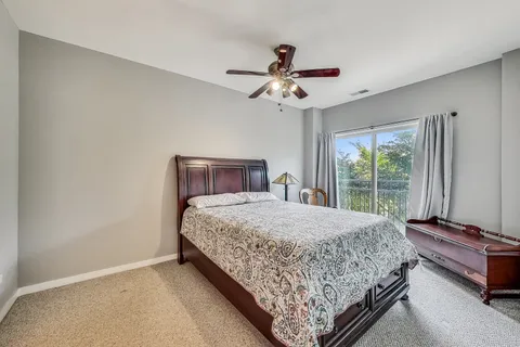 $340,000 | 1155 West Roosevelt Road, Unit 304, Chicago, IL 60608