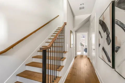 $649,000 | 381 East Greenbriar Lane, Unit 401, Dallas, TX 75208