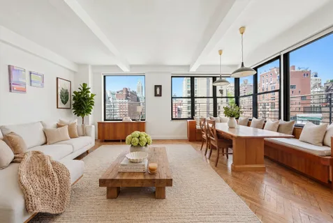 $2,600,000 | 177 East 77th Street, Unit PHC | Upper East Side