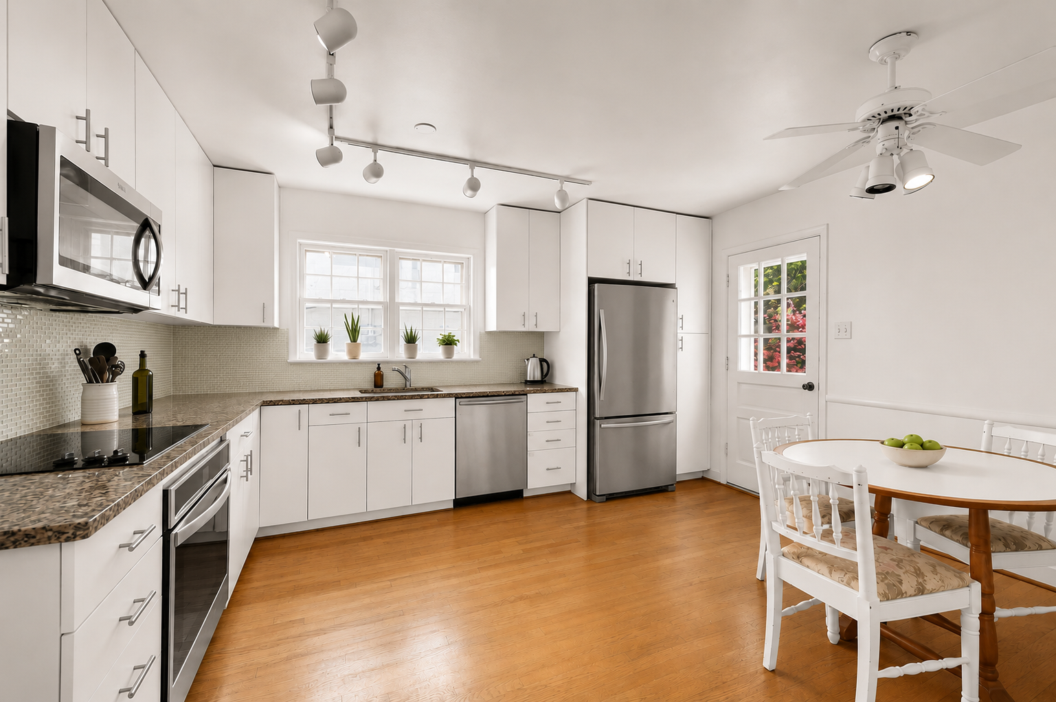 3226 Broad Branch Terrace Northwest Washington, DC 20008 - Photo 4 of 30