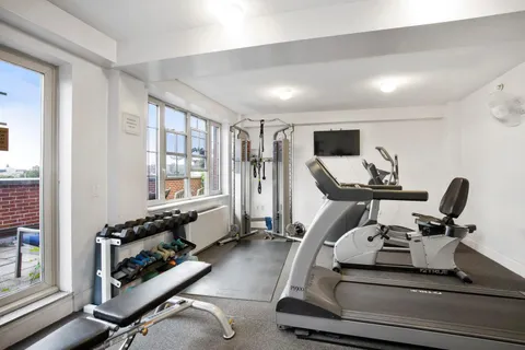 $865,000 | 163 St Nicholas Avenue, Unit 2J | Harlem