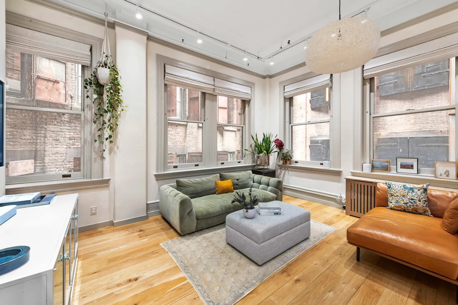 $1,595,000 | 874 Broadway, Unit 407 | Flatiron