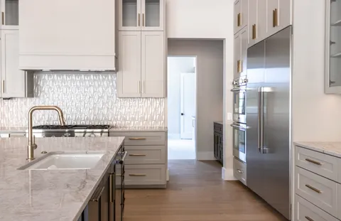 $3,990,000 | 4713 Pecan Chase, Austin, TX 78738