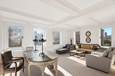 $5,395,000 | 15 East 69th Street, Unit 10D | Lenox Hill