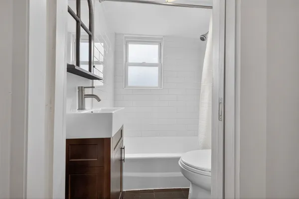 Contact Agent | 146 Poplar Street, Boston, MA 02131
