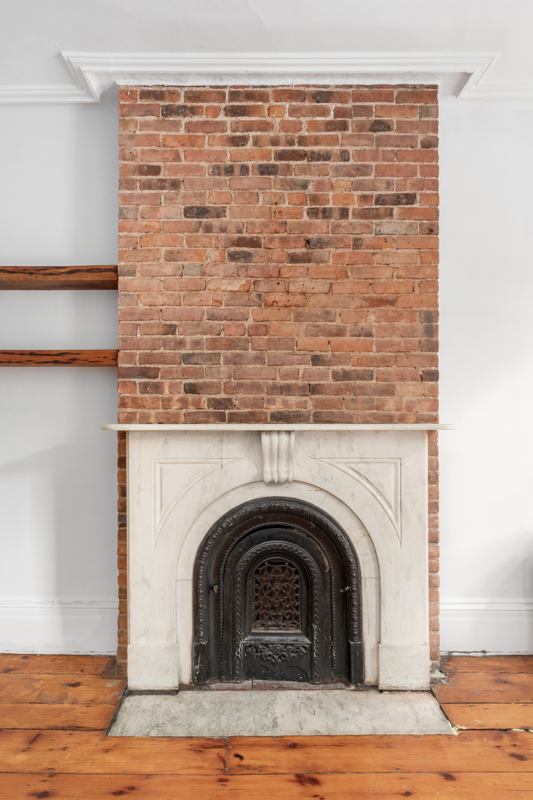 441 Union Street, Unit 2 Brooklyn, NY 11231 - Photo 10 of 11 a close view of a fireplace