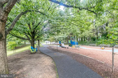 $465,000 | 4360 Cherry Hill Road, Unit 103, Arlington, VA 22207