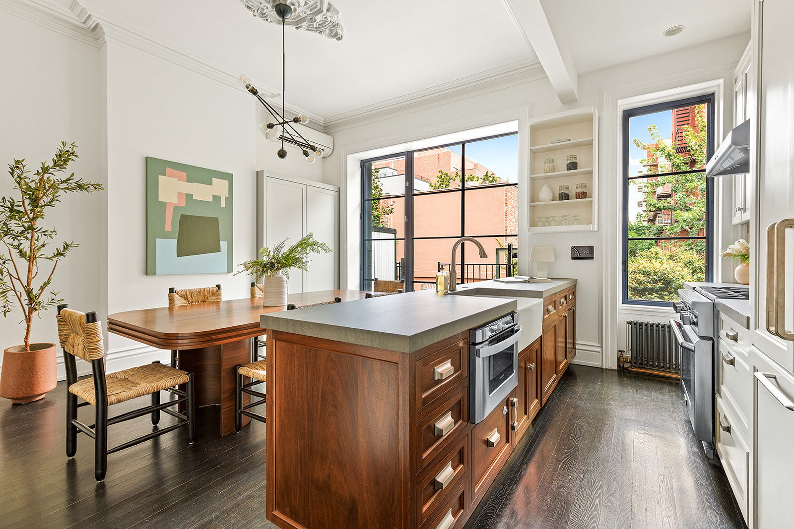 389 Classon Avenue Brooklyn, NY 11238 - Photo 3 of 25 Gallery Image 3