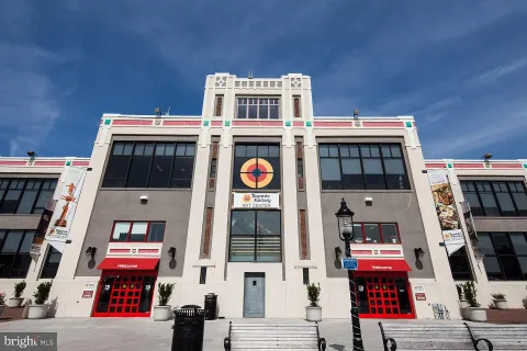 $1,100,000 | 2404 King Street, Alexandria, VA 22301