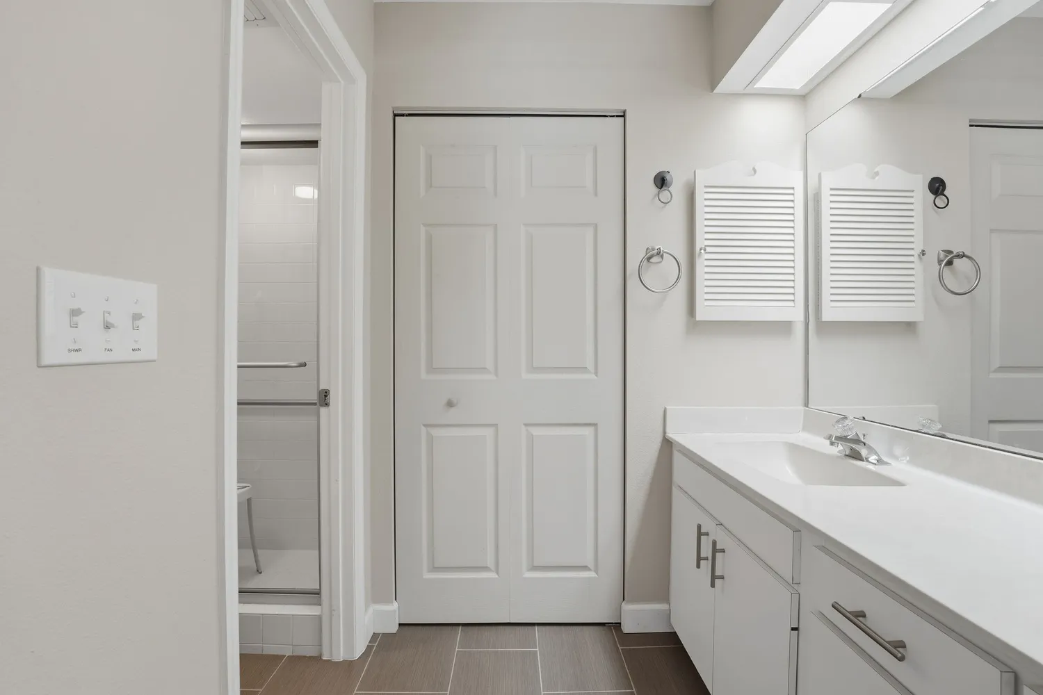 $297,500 | 304 108th Street West, Unit 110, Bradenton, FL 34209