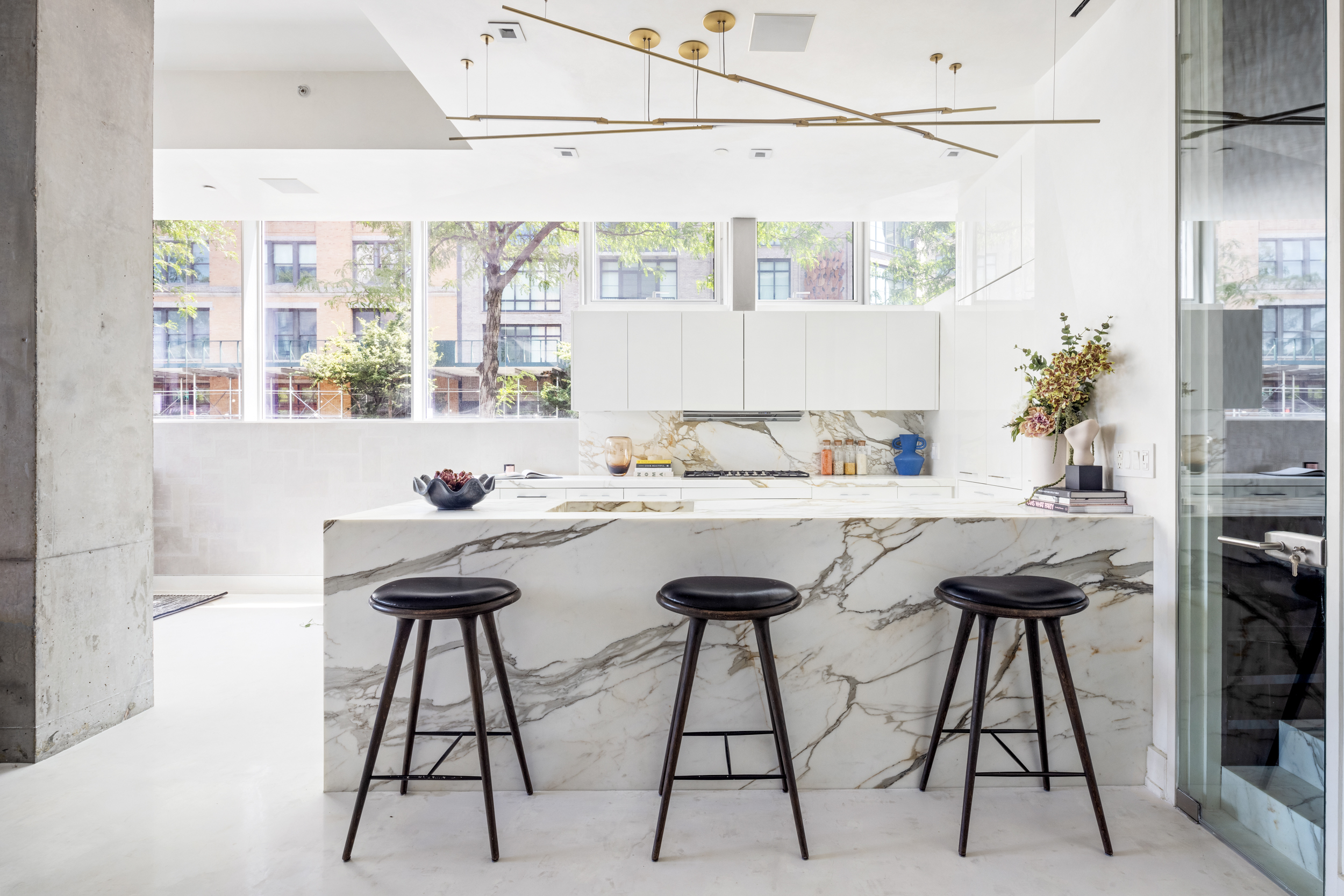 471 Washington Street, Unit 1B Manhattan, NY 10013 - Photo 9 of 17 a dining room with furniture and window