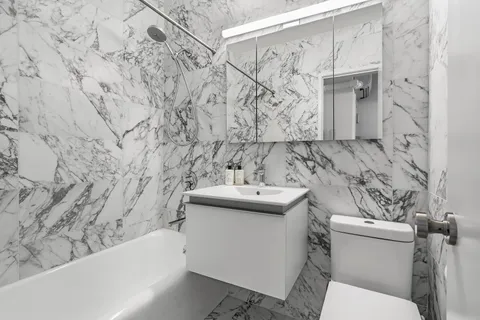 $515,000 | 354 West 12th Street, Unit 5B | West Village