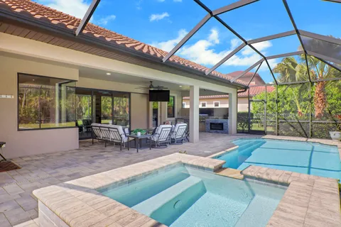 $995,000 | 1511 Mockingbird Drive, Naples, FL 34120