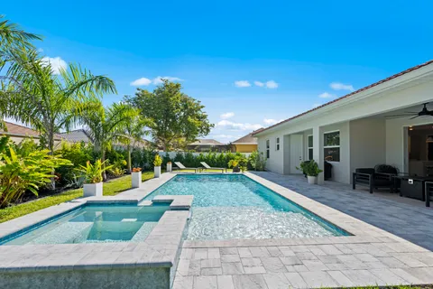 $949,900 | 10581 Woodchuck Lane, Bonita Springs, FL 34135