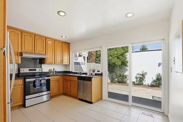 $1,428,000 | 40930 Rioja Court, Fremont, CA 94539