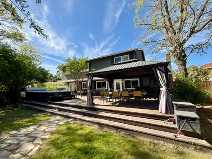 $1,695,000 | 722 Sutro Avenue, Novato, CA 94947