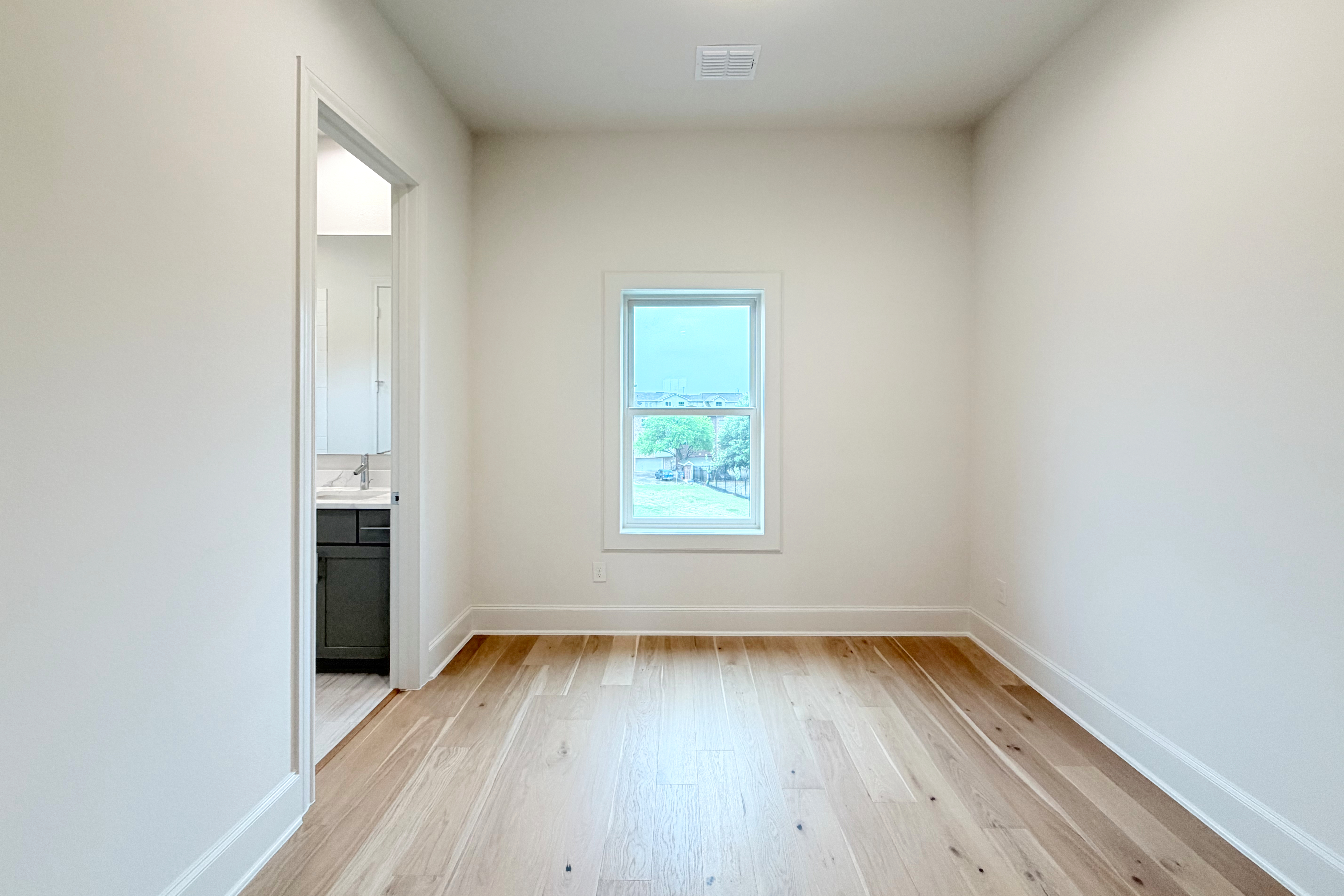 2401 Canton Street, Unit 1005 Dallas, TX 75201 - Photo 15 of 23