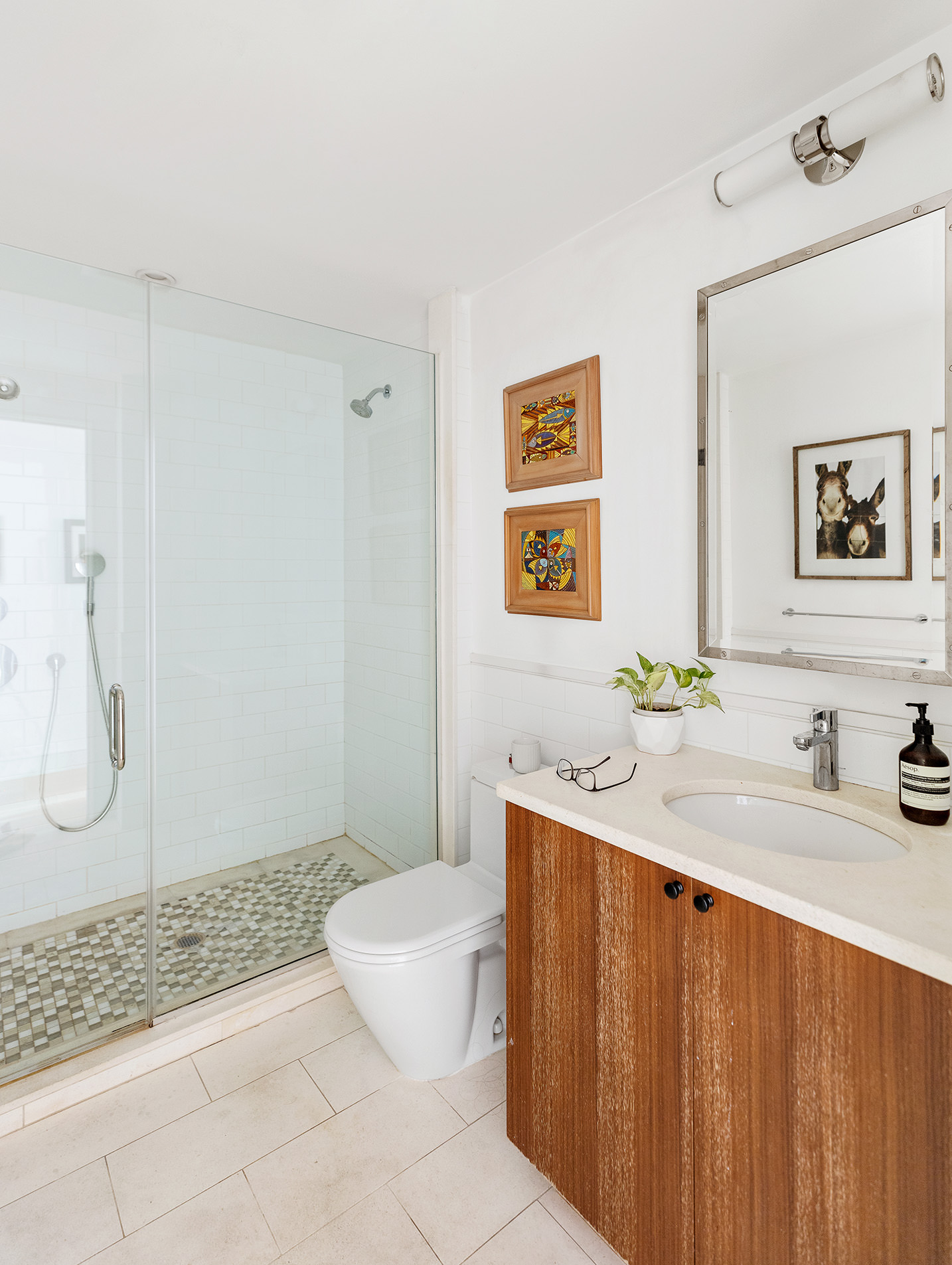 6 Strong Place, Unit GARDEN Brooklyn, NY 11231 - Photo 6 of 10 a bathroom with a sink a toilet and shower
