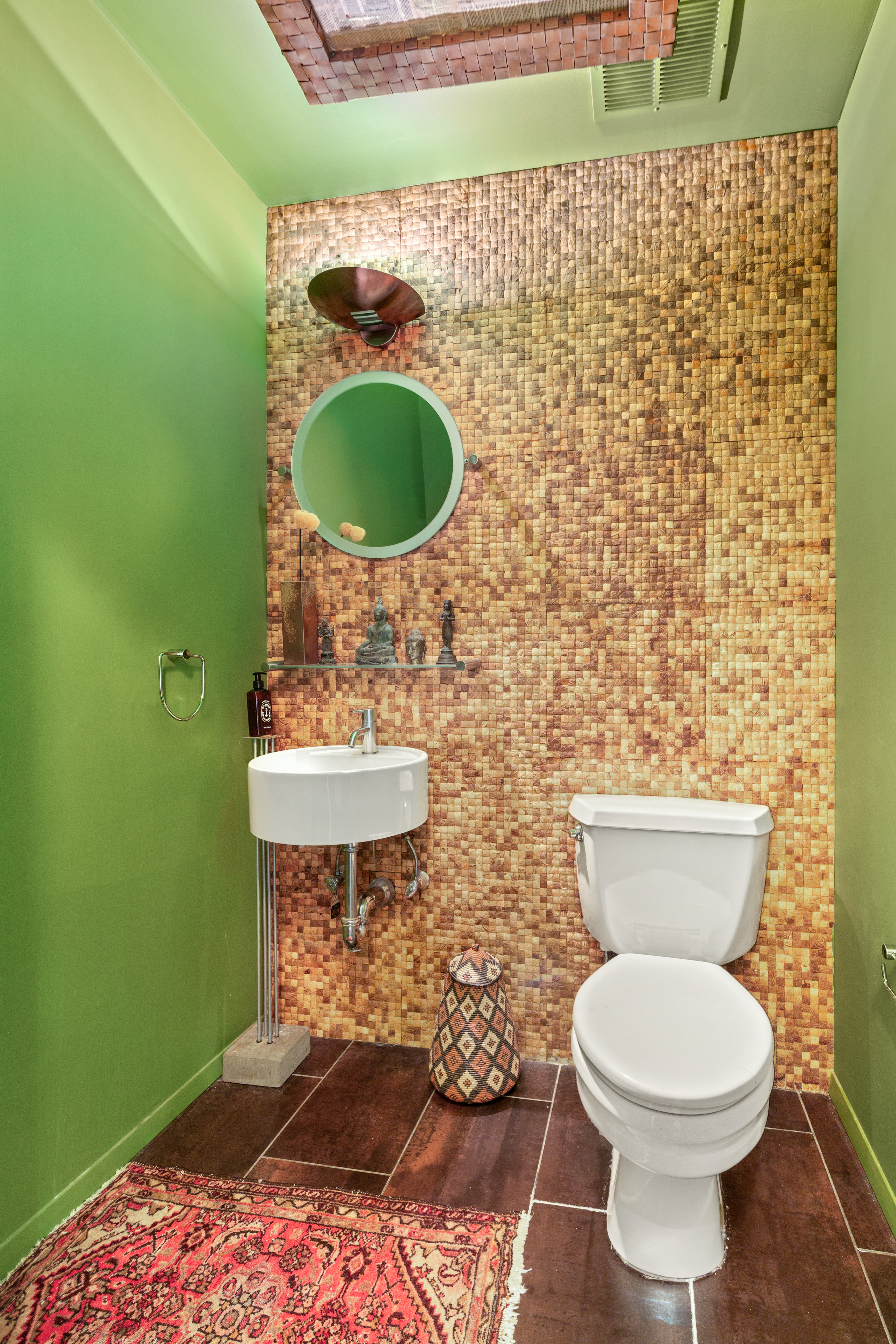 529 West 42nd Street, Unit 7B Manhattan, NY 10036 - Photo 11 of 18 a bathroom with a toilet and a sink