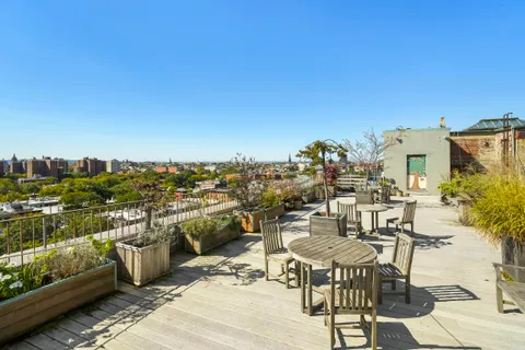 $1,300,000 | 423 Atlantic Avenue, Unit 3J | Boerum Hill