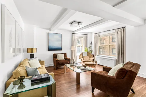 $1,525,000 | 400 East 52nd Street, Unit 3J | Midtown East