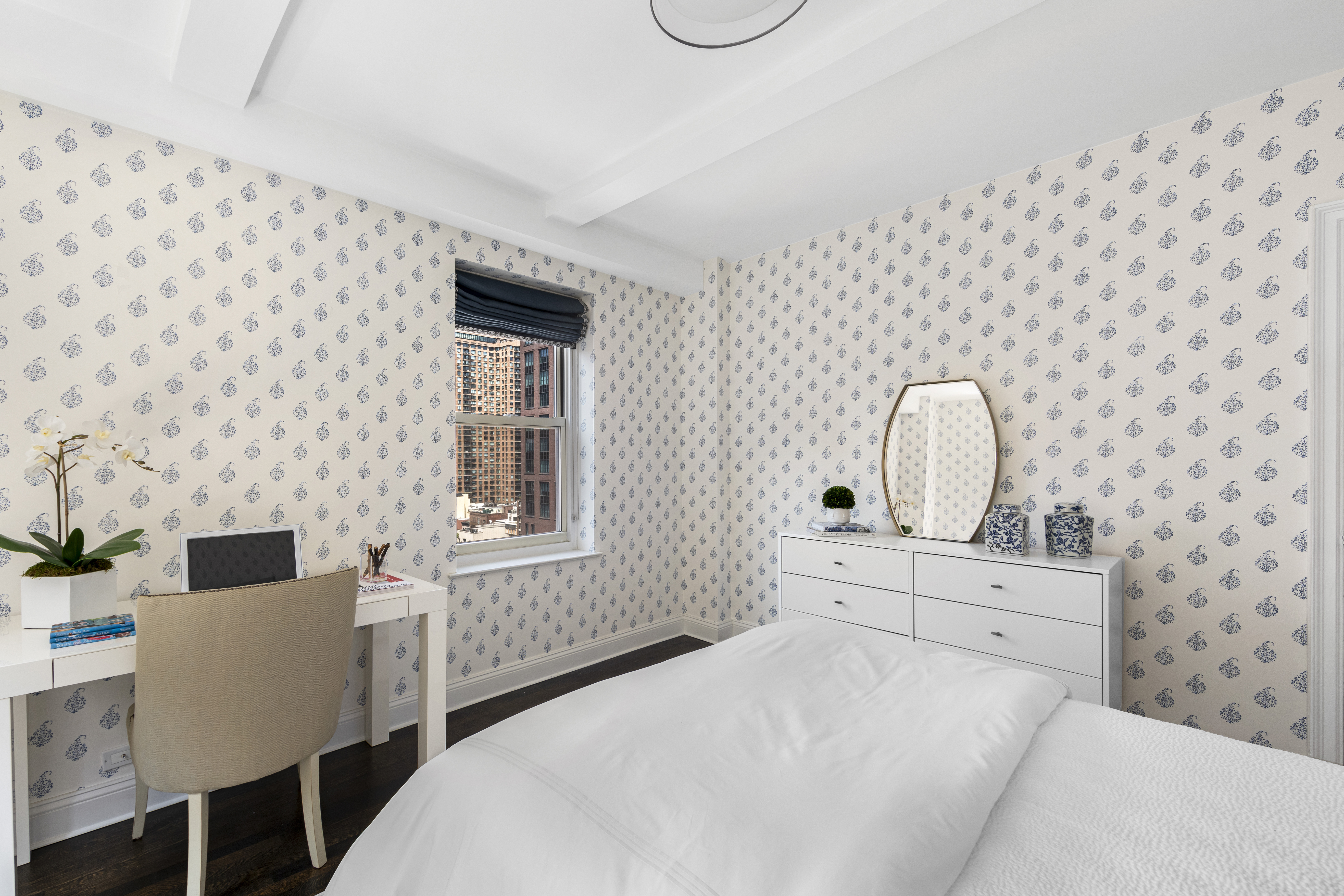 400 East 52nd Street, Unit 15D Manhattan, NY 10022 - Photo 15 of 23