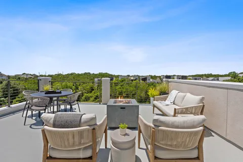 $789,000 | 7905 Floracita Lane, Austin, TX 78735