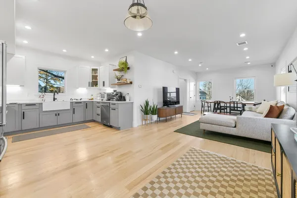 Contact Agent | 17 Akron Street, Unit 2, Boston, MA 02119