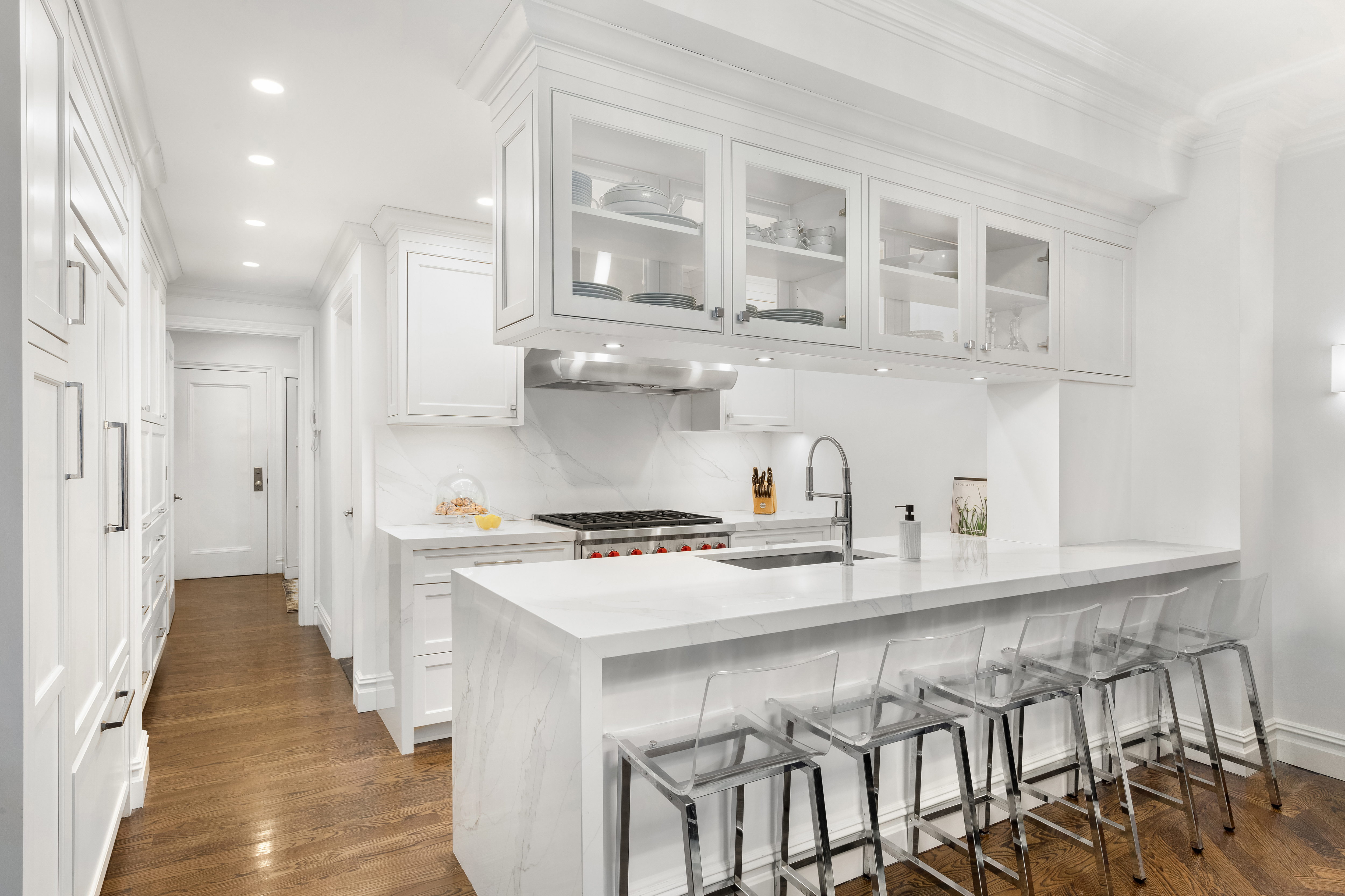 17 East 89th Street, Unit 4B Manhattan, NY 10128 - Photo 4 of 22