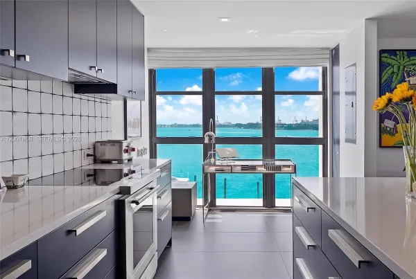 $2,100,000 | 9 Island Avenue, Unit 407, Miami Beach, FL 33139